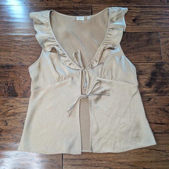 Wilfred Tops - Aritzia Wilfred Tonka Satin Blouse Tie Front Size Small